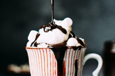 Throw a Hot Chocolate Party at Home!