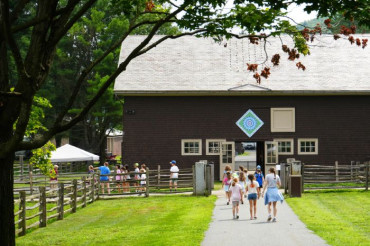 Barn Quilt Painting Workshop with Kimberly Hess