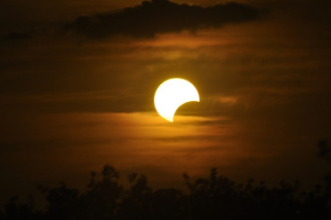 Moonshadow Eclipse Event at Shelburne Vineyard